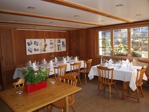 Gasthof Engelberg Inn in Canton of Valais