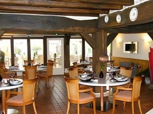 Auberge Du Cheval Blanc - Teritoria Hotel in Centre-Val de Loire
