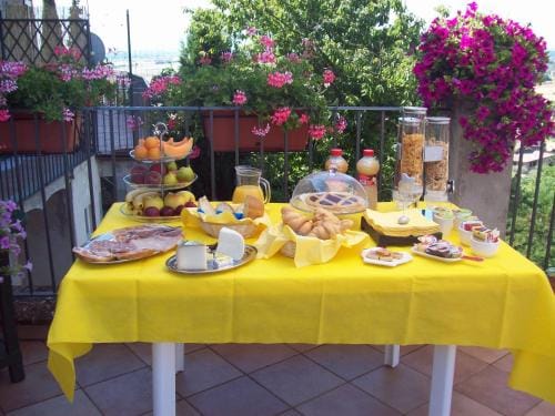 La terrazza fio...Rita Hotel in Umbria