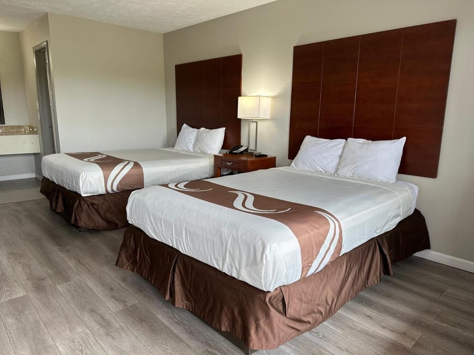 Express Inn Hotel in Mississippi