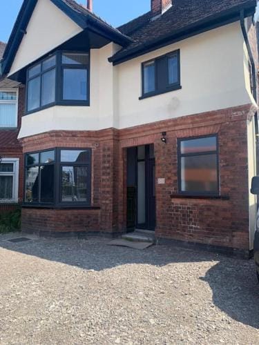 Newly refurbished studio, great location 8 studios Hotel in Nottingham