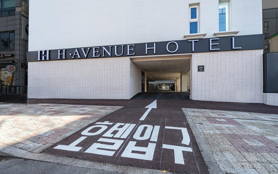 H-Avenue Hotel Incheon Songdo Motel in Incheon