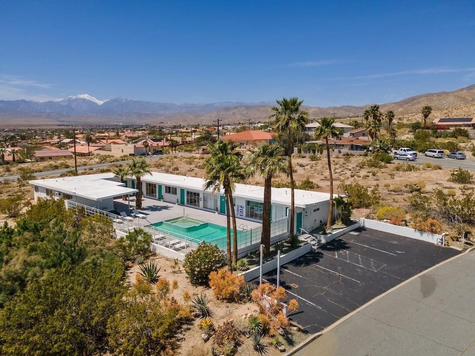 Sagewater Hotel Hotel in Desert Hot Springs