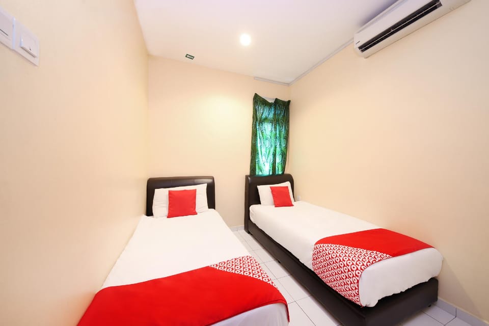 Hotel Iskandar Hotel in Perak Tengah District