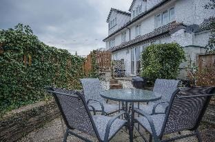 Sea Breeze Apt 3 - 2 Bedroom - Horton Beach Hotel in Wales