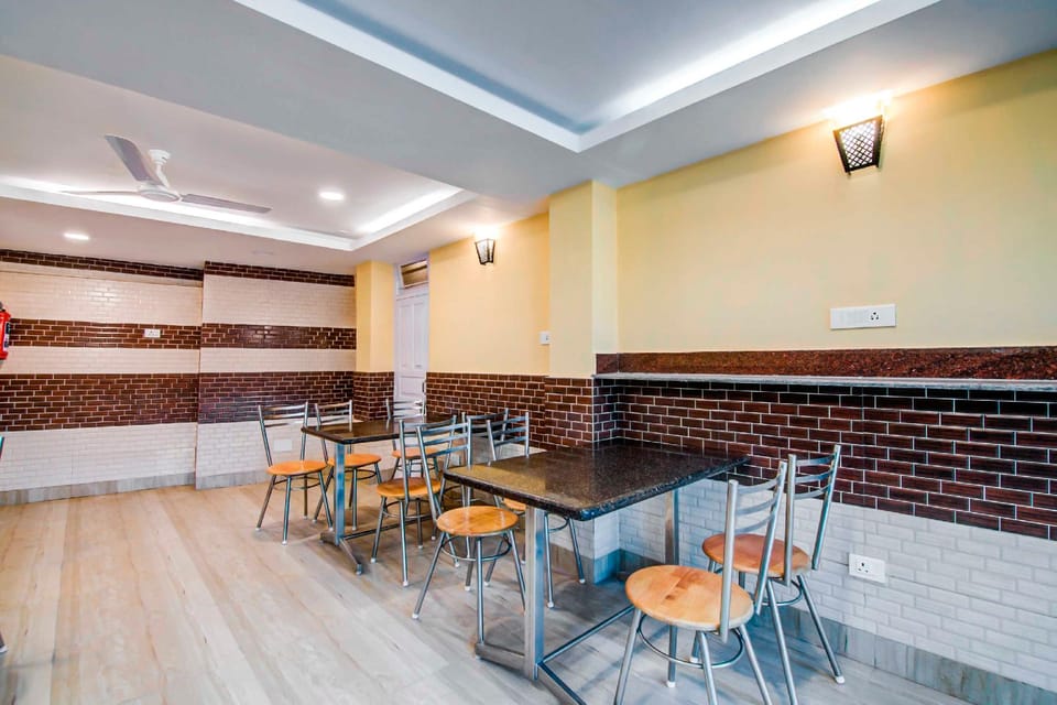 Hotel O Green Dot Hotel in India