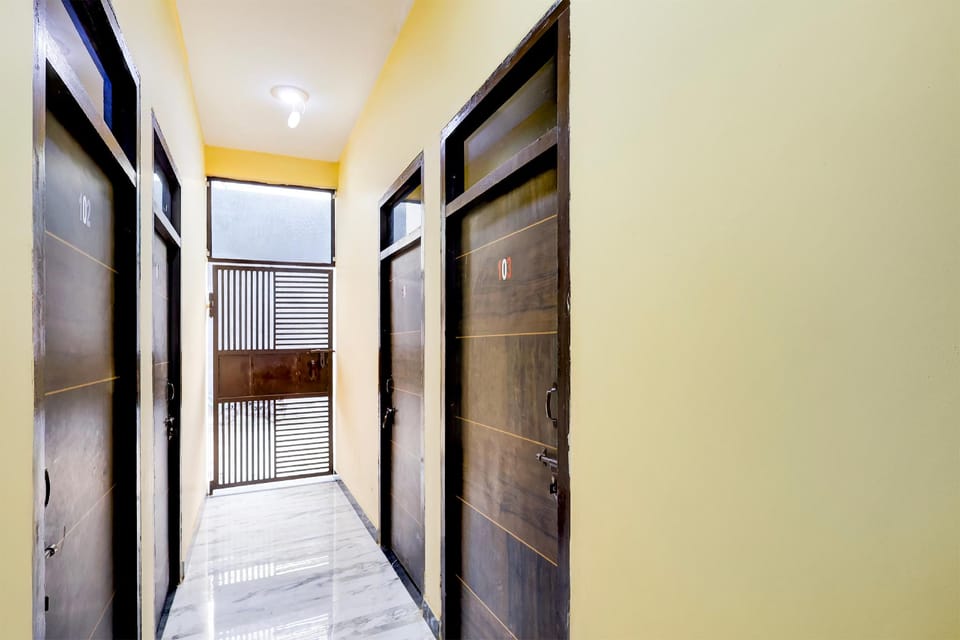 OYO Hotel Dream house Hotel in Uttar Pradesh