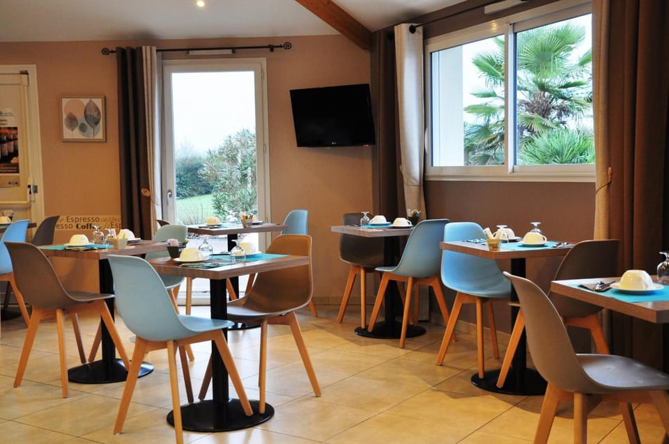 Brit Hotel Confort Azur Cholet Nord Hotel in Pays de la Loire