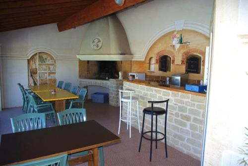 Le Mas de l'Amandier Hotel in Provence-Alpes-Côte d'Azur