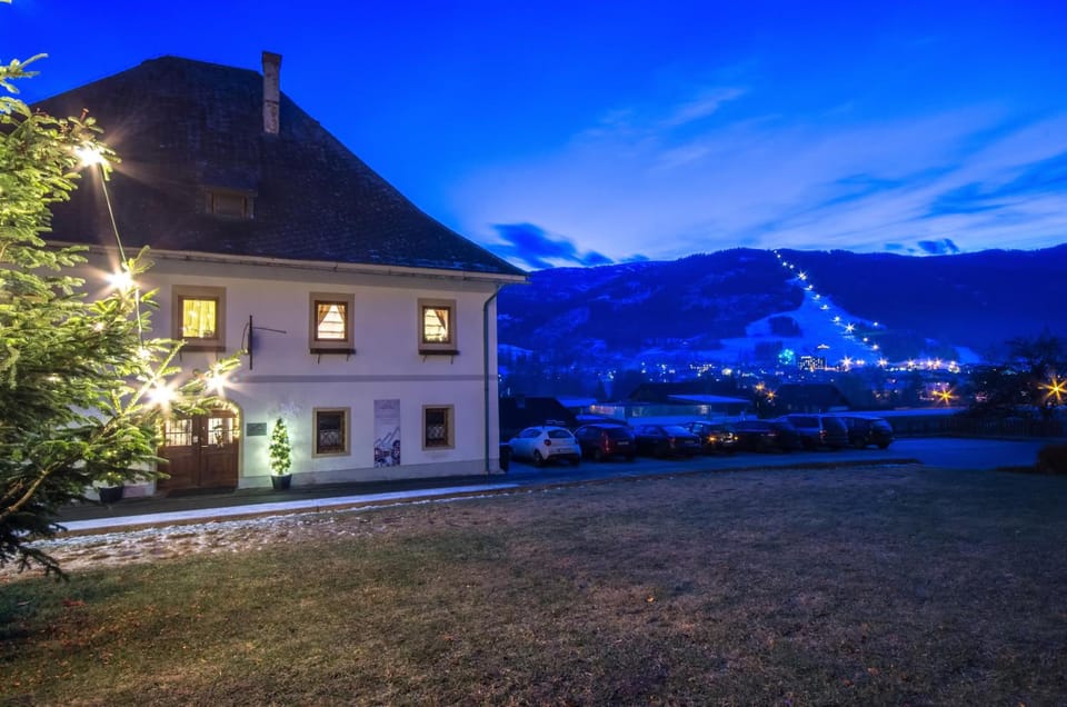 Gasthof Kreischberg Hotel in Carinthia, Austria