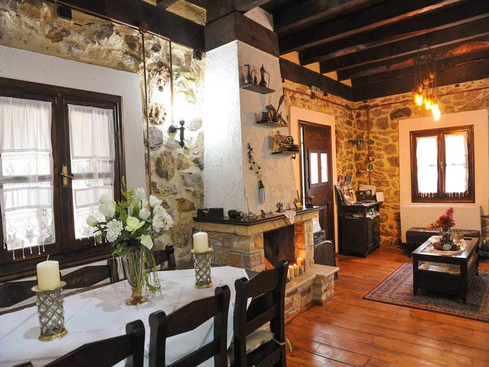 To Archontiko Guesthouse Villa Hotel in Decentralized Administration of Macedonia and Thrace