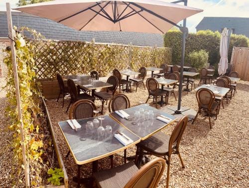 Le Coq Hardi Hotel in Normandy
