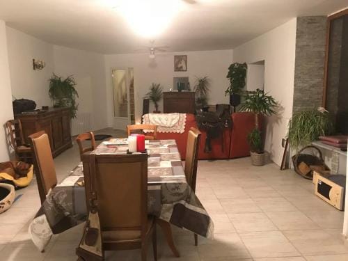 L'Escapade de JOS , chambres et table d'hote Hotel in Auvergne-Rhône-Alpes