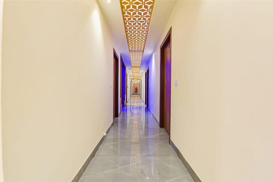 Hotel Avadh Palace Hotel in Ahmedabad