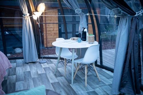 Thudi-nids en bulles Lodge in Wallonia, Belgium
