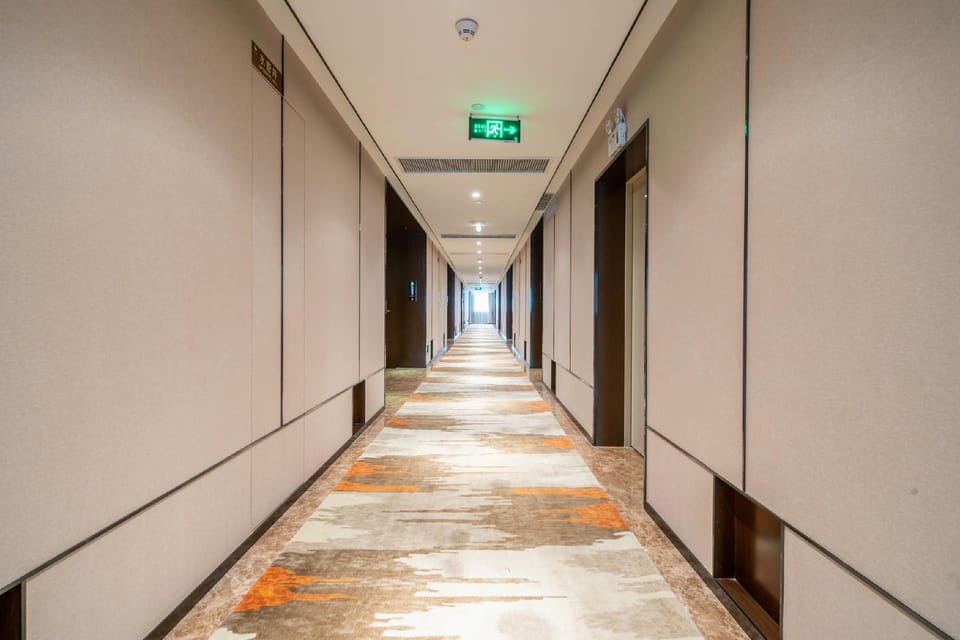 J House Hotel in Shenzhen