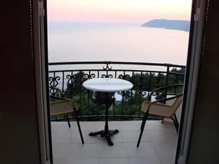 Villa Del Mar Hotel in Montenegro