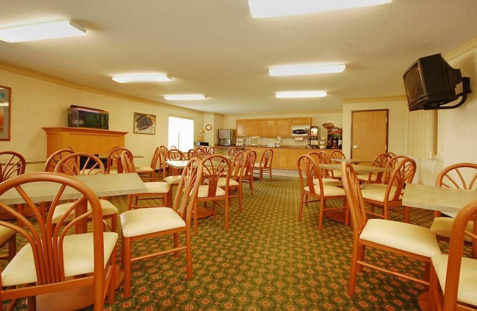 Syracuse Inn and Suites Hotel in Nebraska