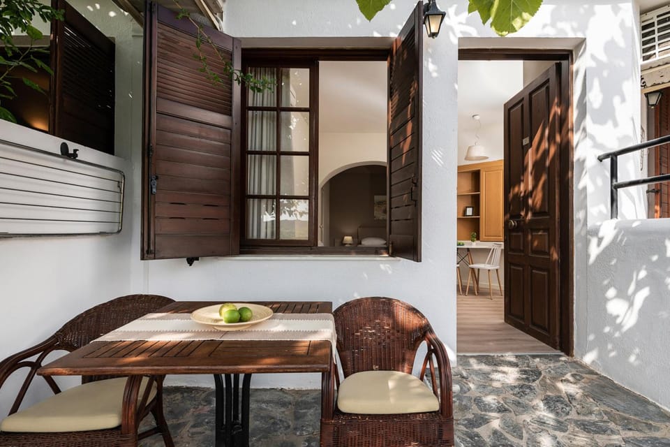 Alianthos Suites Apartment hotel in Crete
