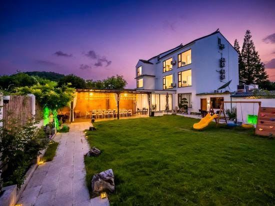 Sanshan Island Yishan Yiyu B&B Hotel in Suzhou