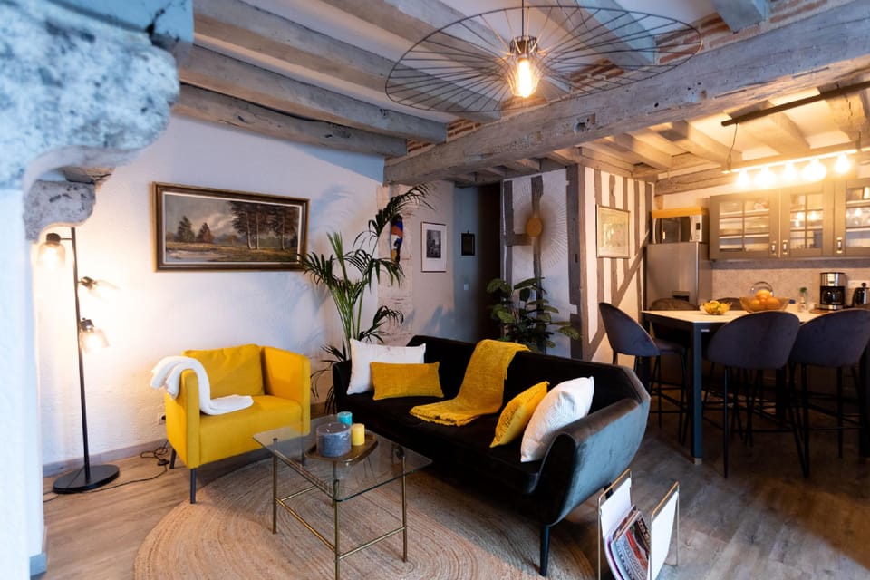 La Tour Aux Grains Hotel in Centre-Val de Loire