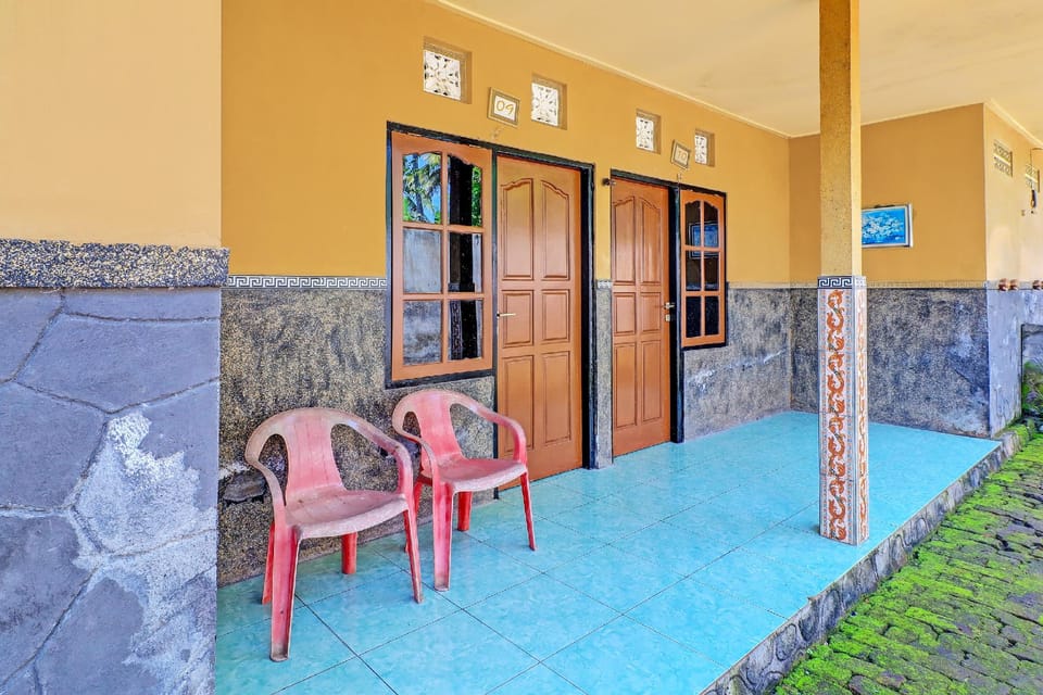 Hotel O Sekar Jagat Near Pantai Baluk Rening Hotel in Bali