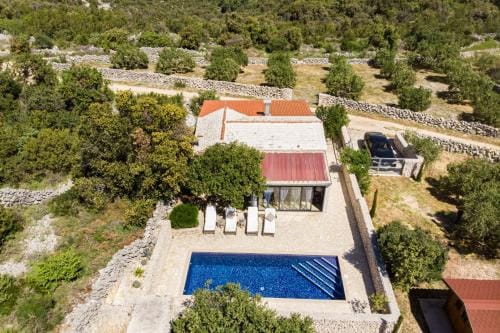 Private Cottage in olive grove with heated Pool Hotel in Šibenik-Knin County, Croatia