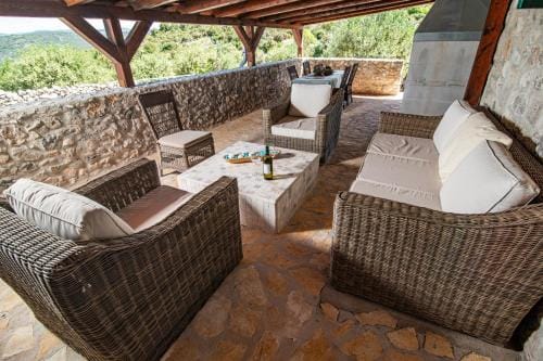 Private Cottage in olive grove with heated Pool Hotel in Šibenik-Knin County, Croatia