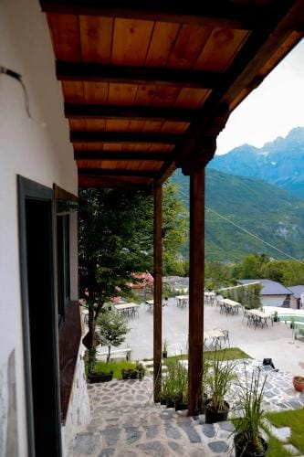 Hotel Thethi Hotel in Montenegro