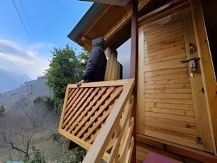 Manali Treehouse And Cafe Hotel in Manali