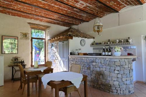 Les Tilleuls d'Elisee Hotel in Provence-Alpes-Côte d'Azur