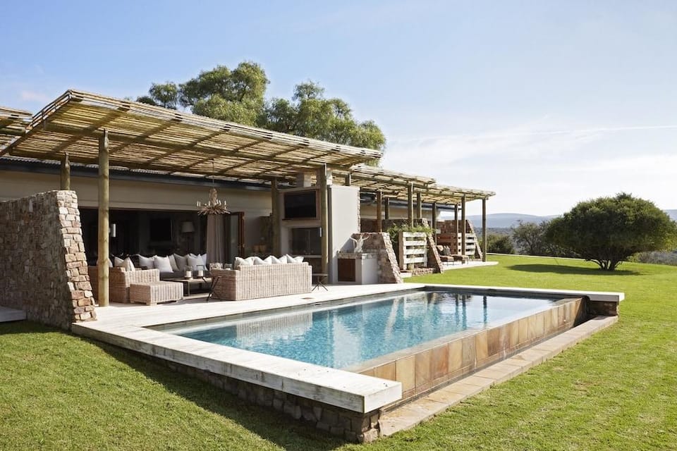 Kwandwe Fort House Hotel in Eastern Cape