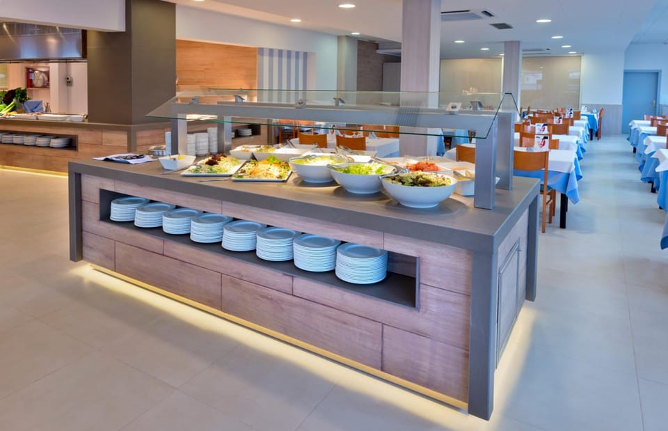 HOTEL MERCE Apartment hotel in Maresme