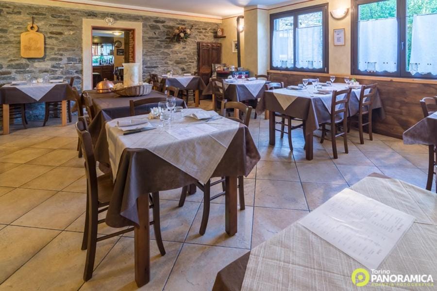 Locanda Aquila Bianca Hotel in Aosta Valley, Italy