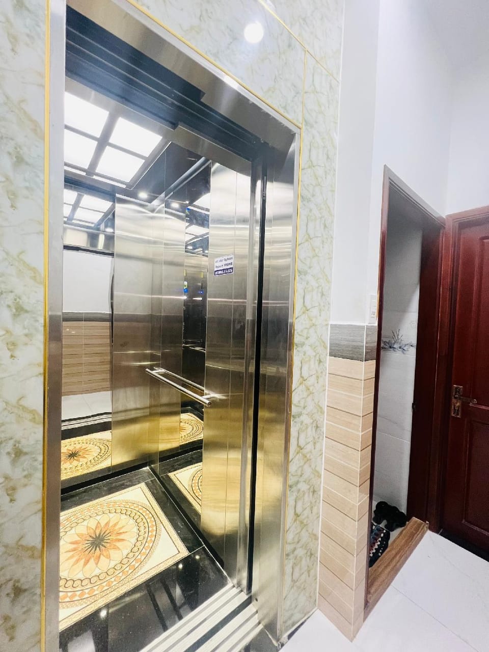 Nhan Tay Hostel Hotel in Cambodia