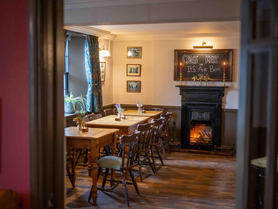 Cross Keys Inn Ettrickbridge Hotel in England
