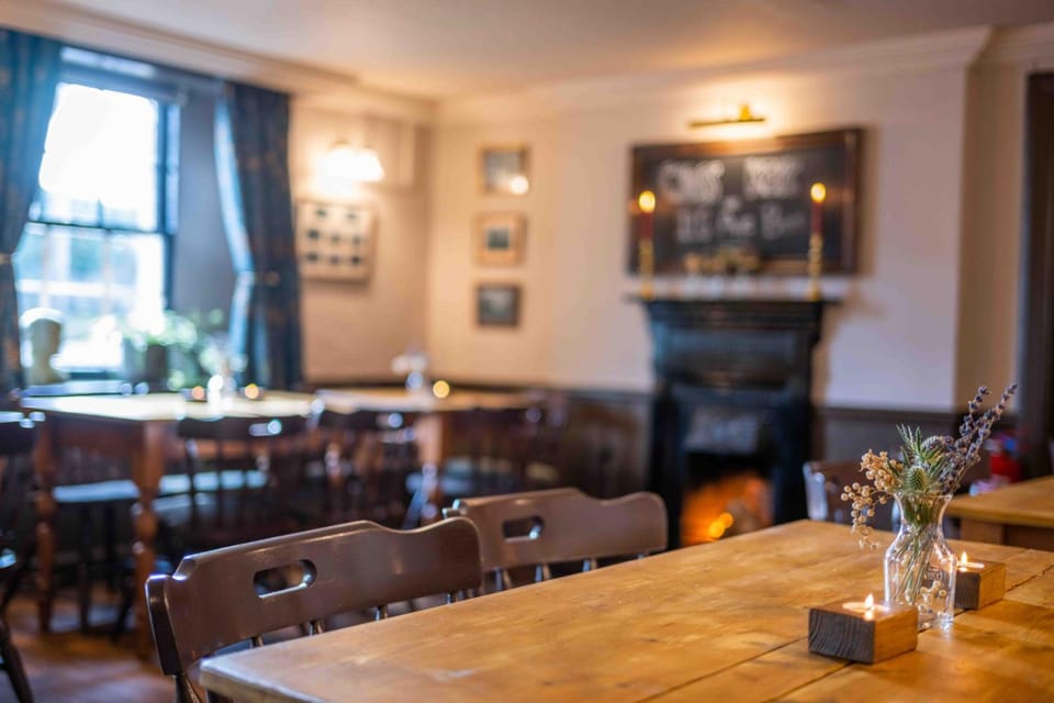 Cross Keys Inn Ettrickbridge Hotel in England
