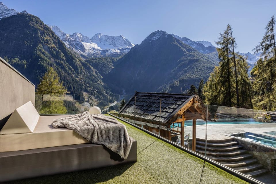 Hotel Chalet Al Foss - Adults Only Hotel in Province of Brescia