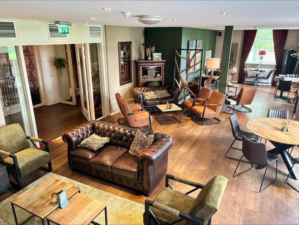 Bar/lounge