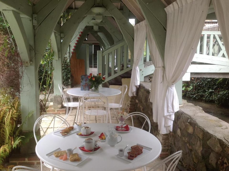 Relais Hotelier Douce France Hotel in Normandy