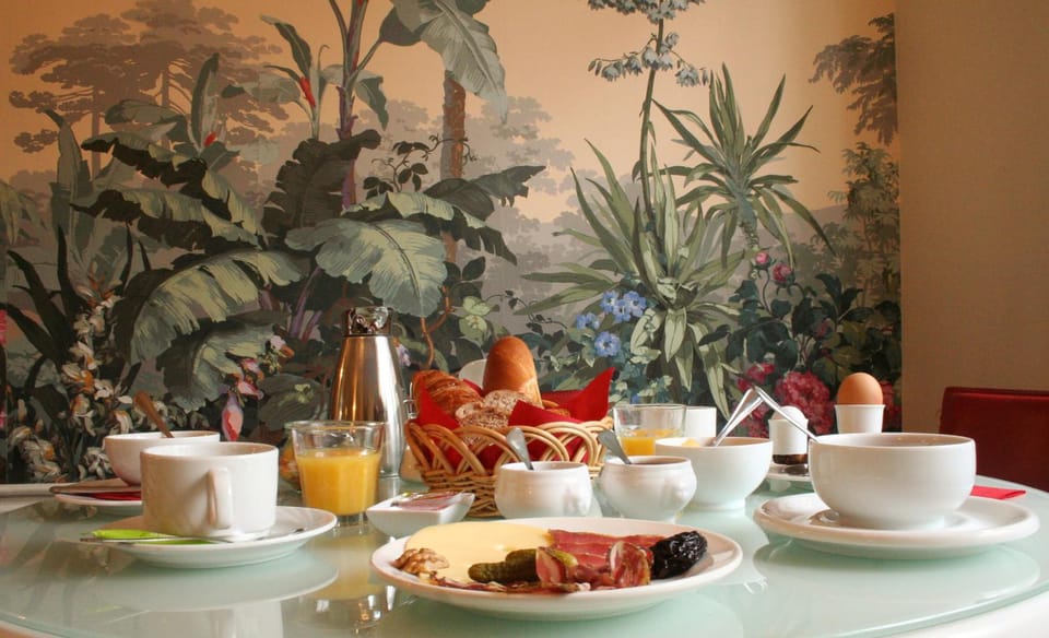 Relais Hotelier Douce France Hotel in Normandy