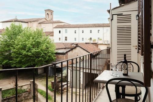 L' estate di san Martino - free park Hotel in Asti