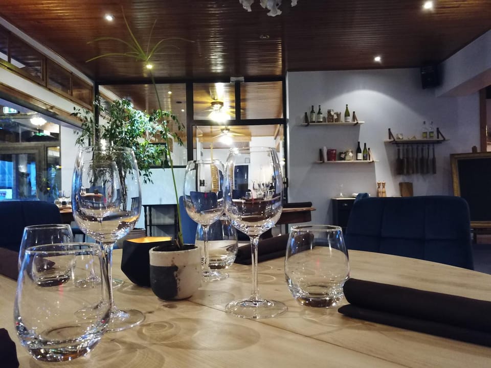 Hotel Restaurant Les Glycines Hotel in Auvergne-Rhône-Alpes