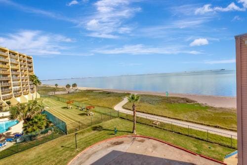 Beach View & SeaBreezes Hotel in Corpus Christi
