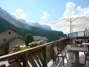 Les Agneaux Hotel in La Grave