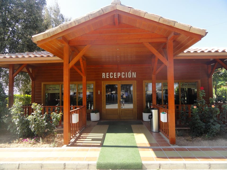 Motel San Isidro Hotel in La Mancha