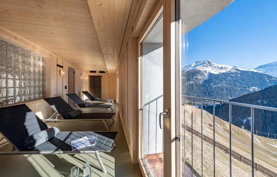 Hotel Restaurant Capricorns Hotel in Canton of Grisons