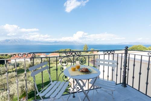 Villa Kalamos / Sea View and Pool nearby Athens Hotel in East Attica Regional Unit, Greece