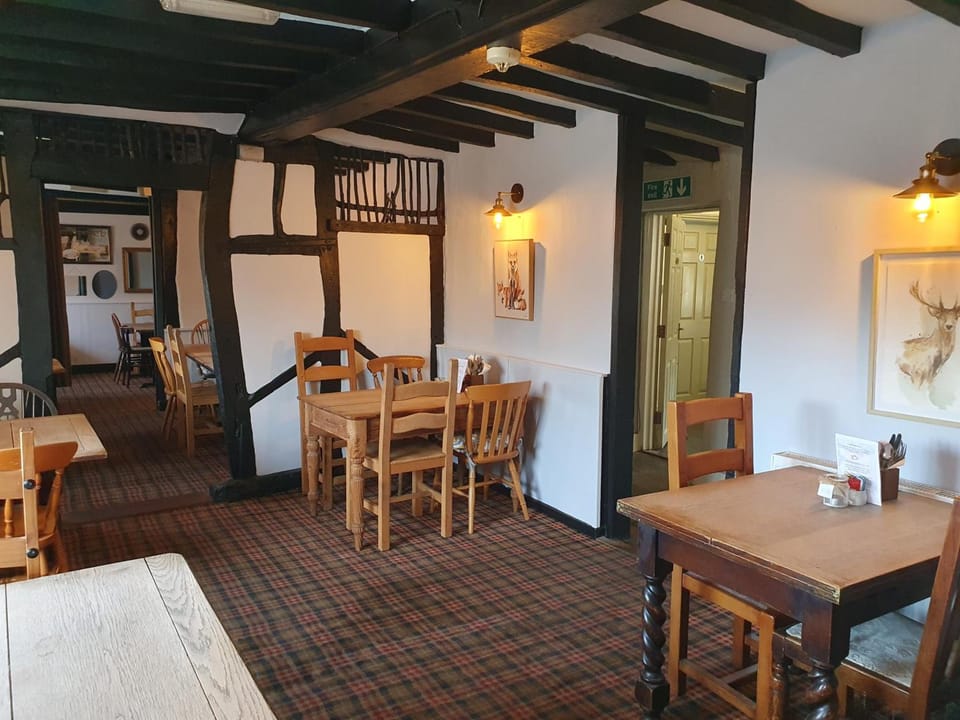 The Swan Inn Hotel in Breckland District