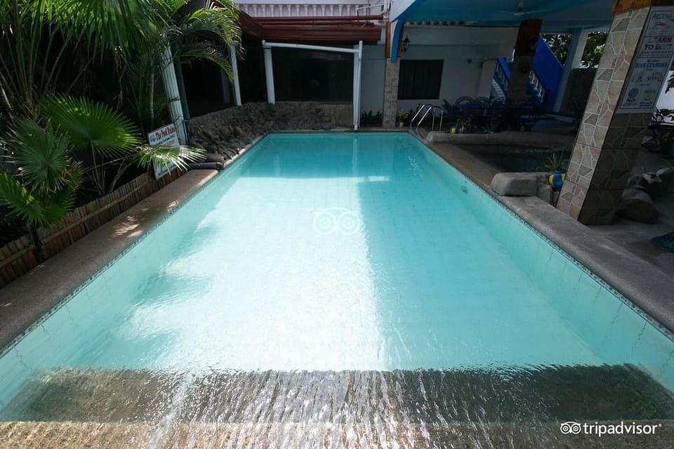 Arizona Beach Resort Subic Bay Philippines 2200 Hotel in Olongapo